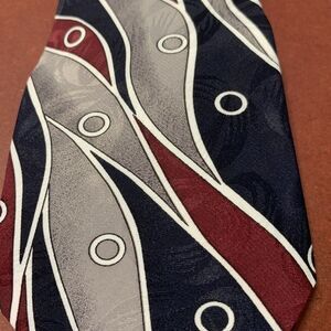 Vintage Surrey Men's Silk Tie Geometric‎ Pattern 100% Silk Made In USA